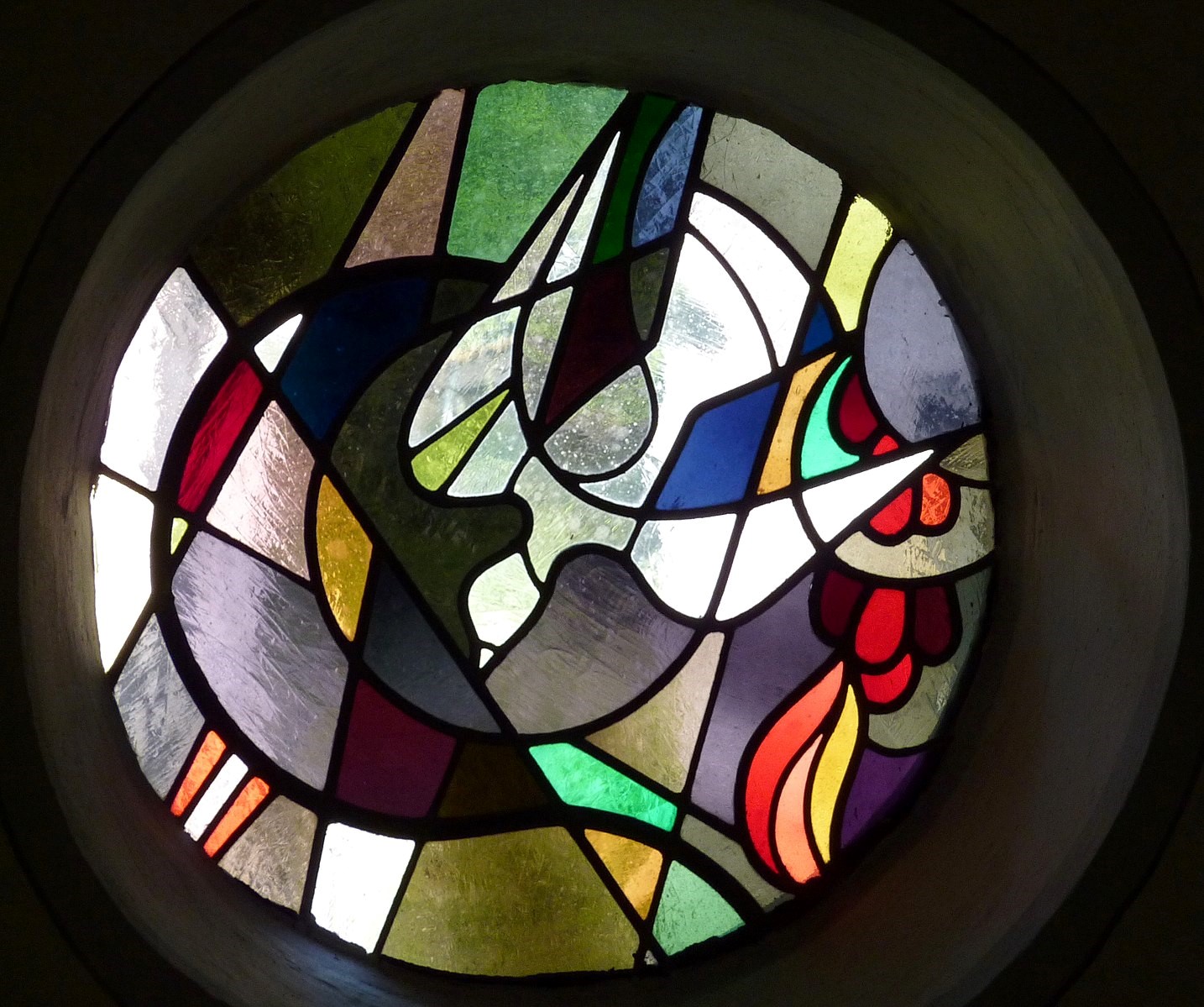 tained glass windows of St. Karl Borromäus (Rheineck)Doves on stained glass windows in Christian art2011 in Bad Breisig
