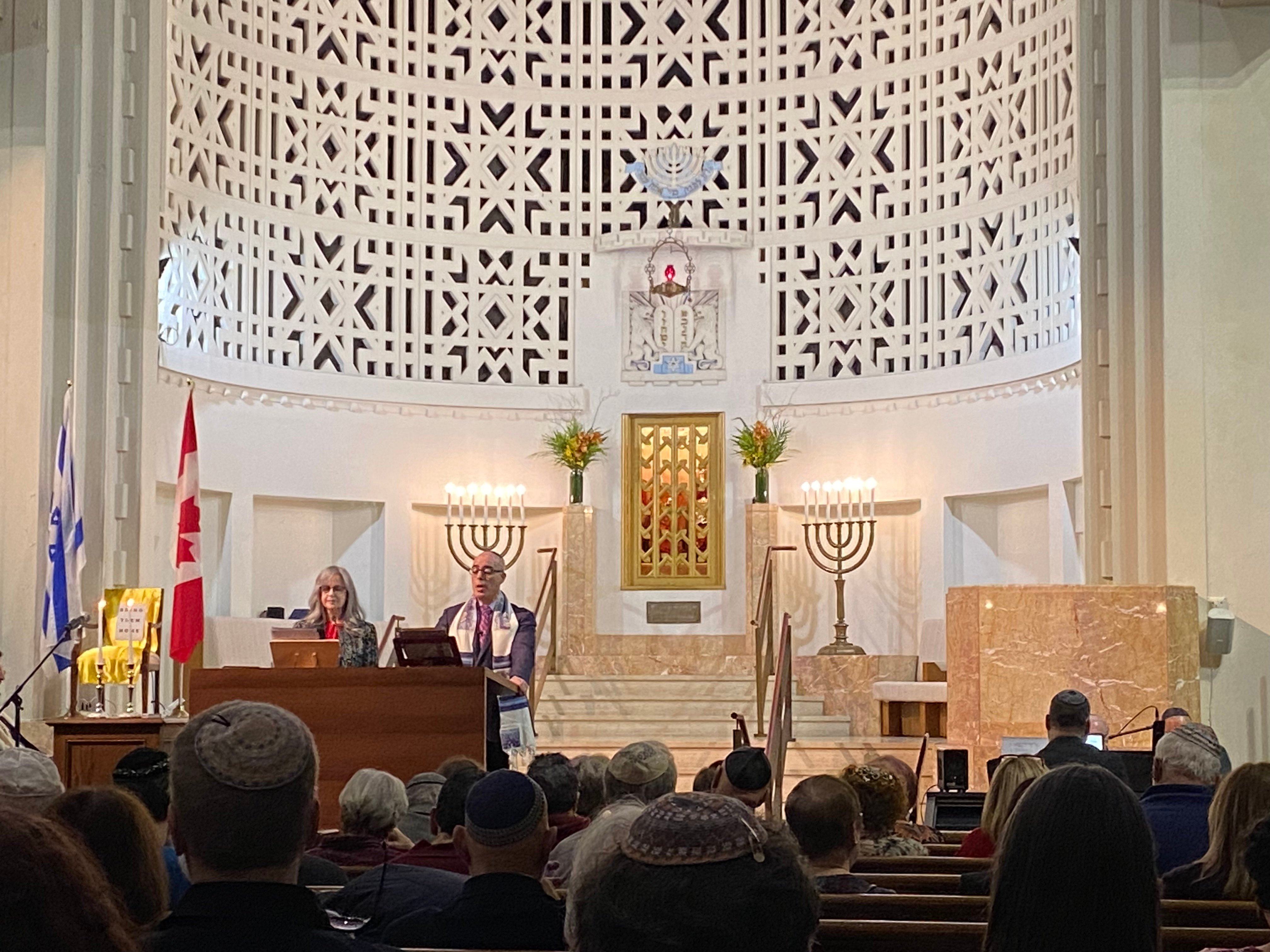 Shabbat Service at Holy Blossom Temple